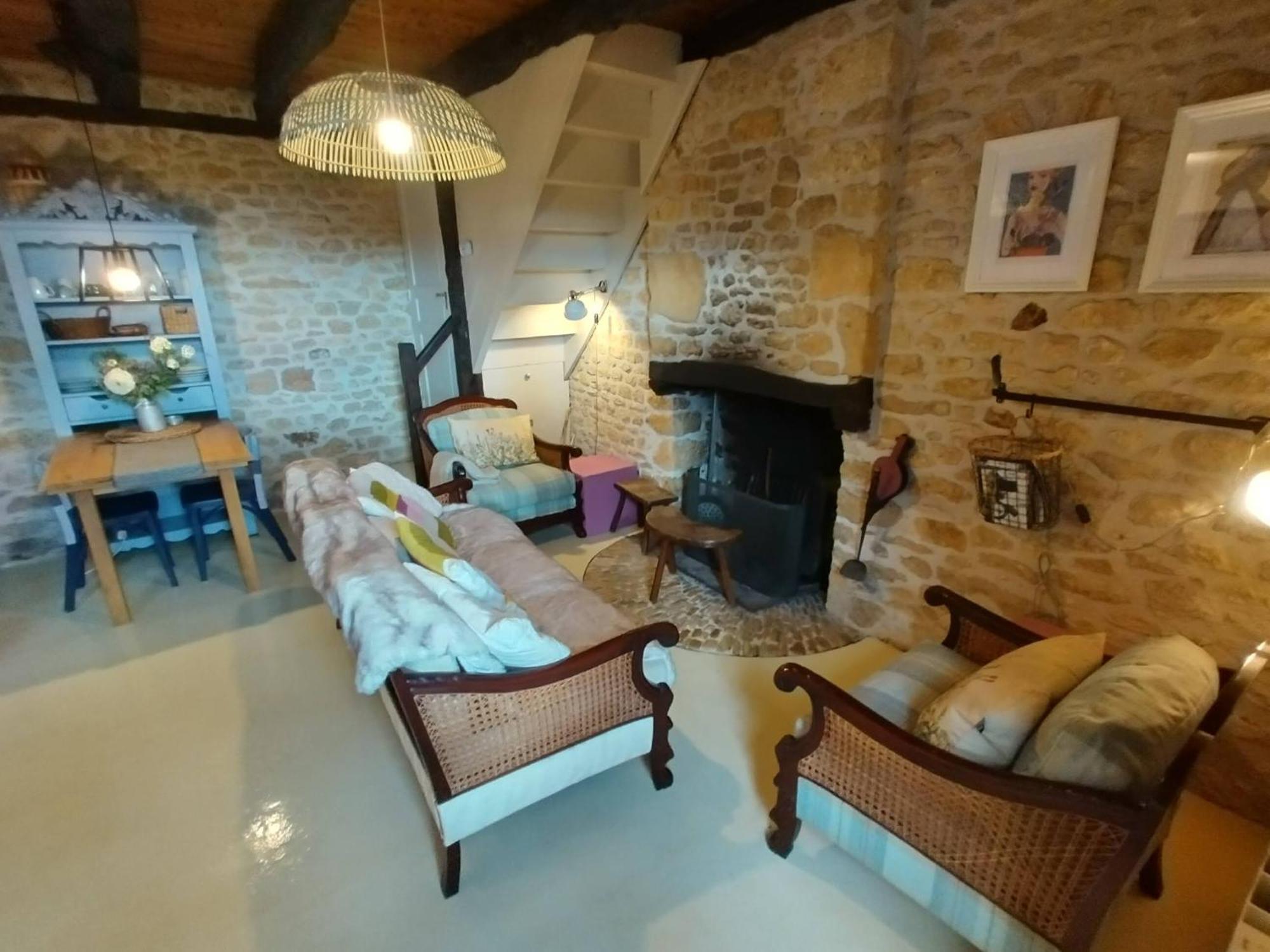 Les Bernardies Simeyrols Extérieur photo