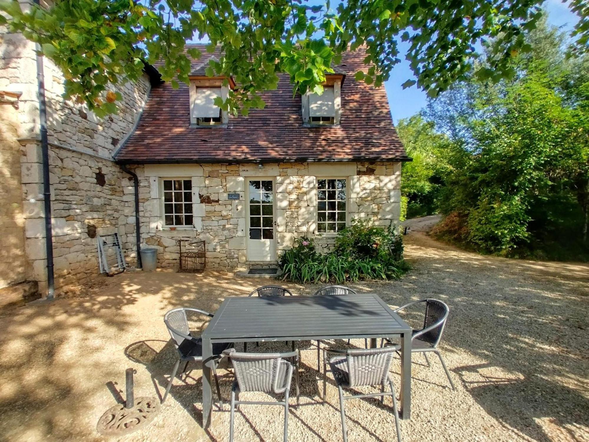 Les Bernardies Simeyrols Extérieur photo