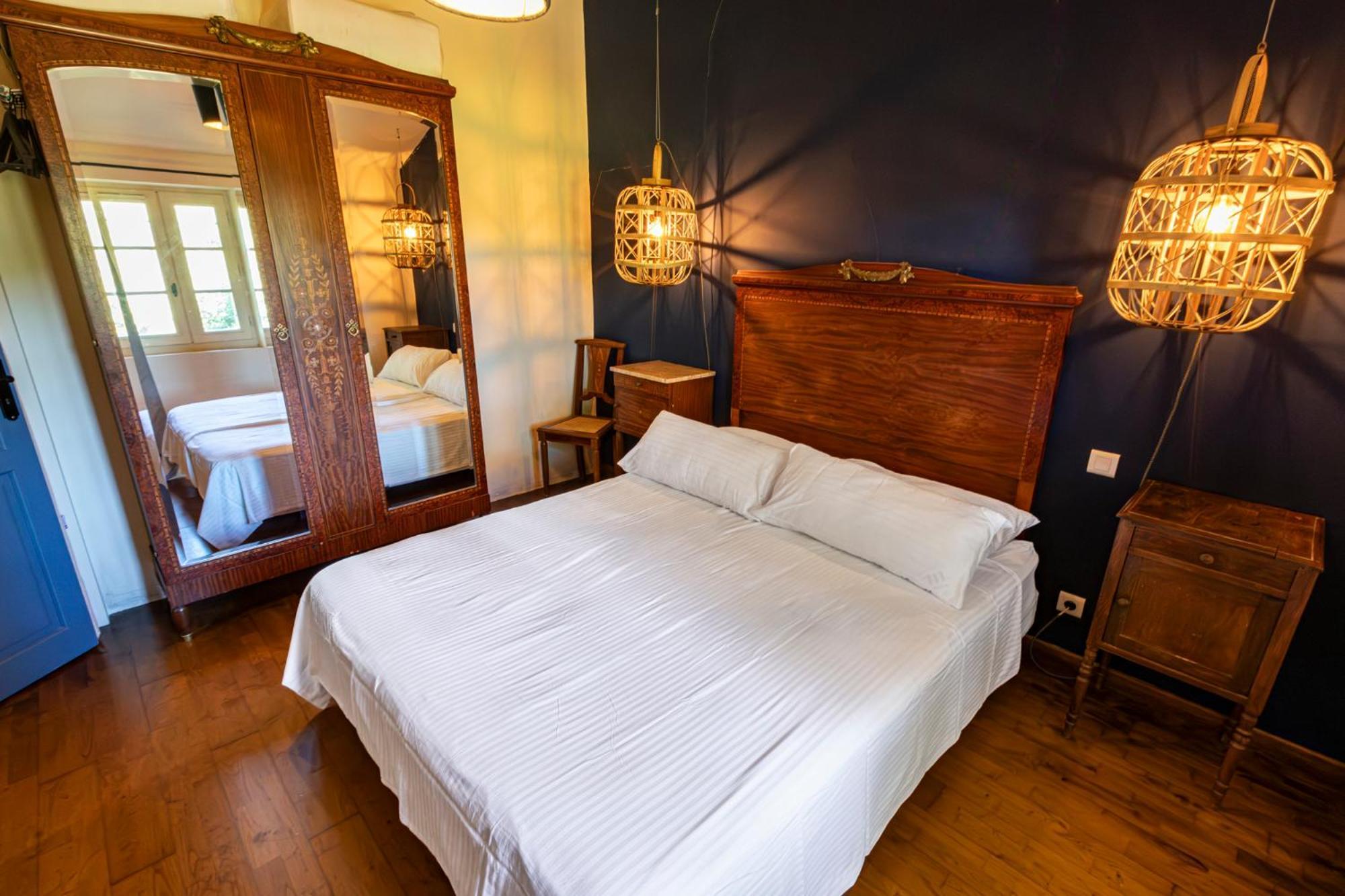 Les Bernardies Simeyrols Chambre photo
