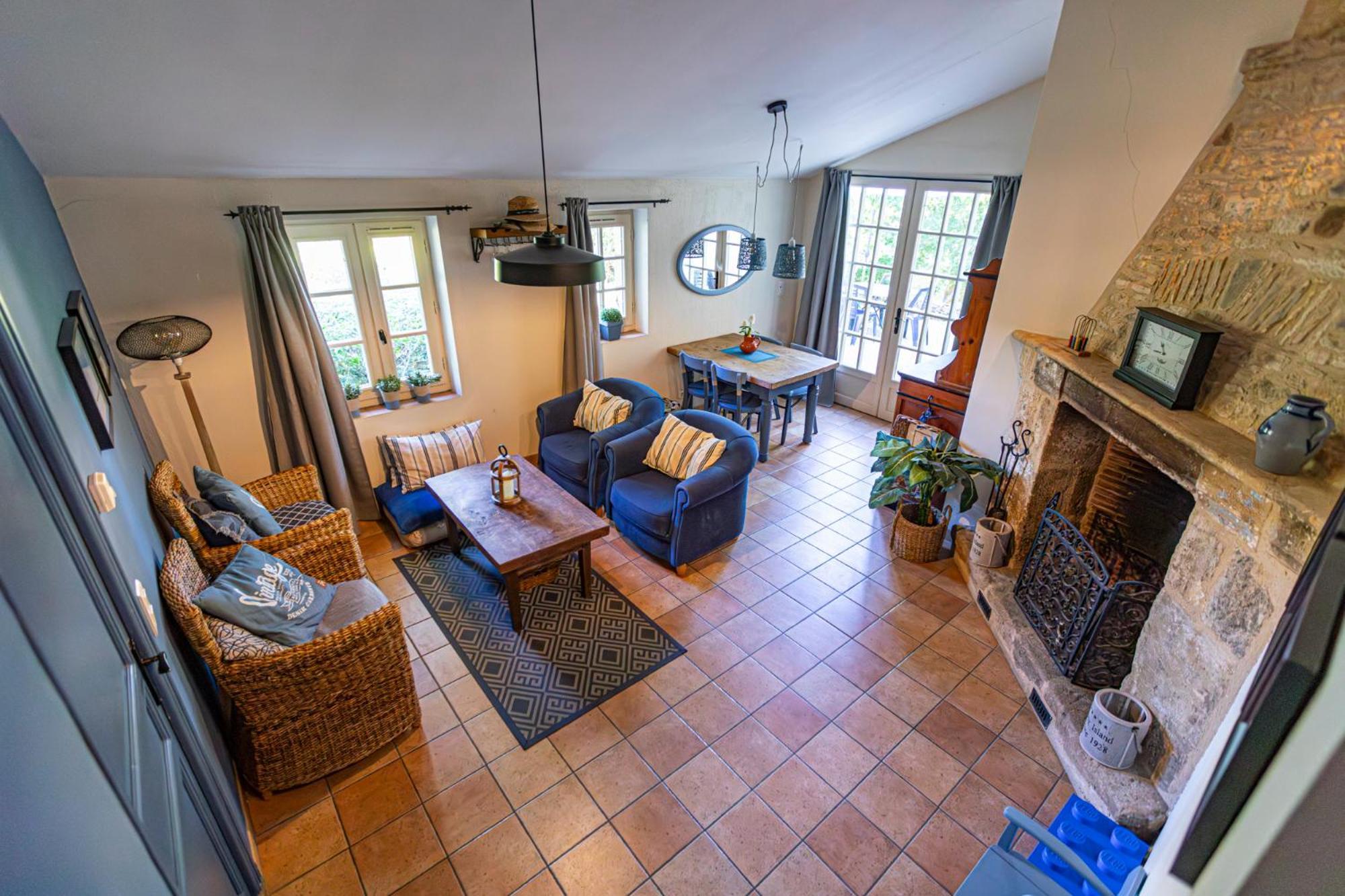 Les Bernardies Simeyrols Extérieur photo