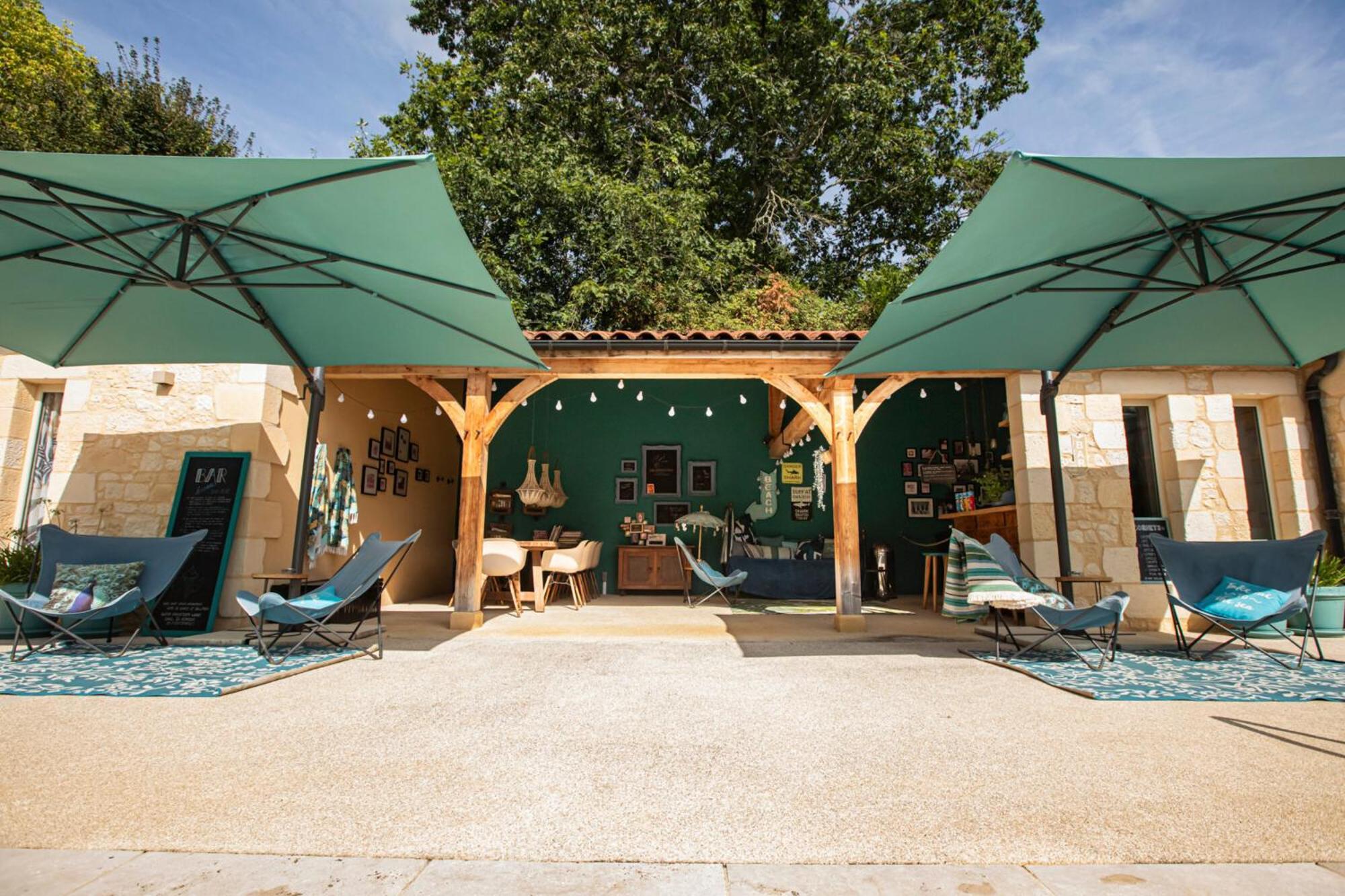 Les Bernardies Simeyrols Extérieur photo